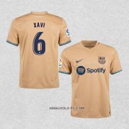Camiseta Segunda Barcelona Jugador Xavi 2022-2023