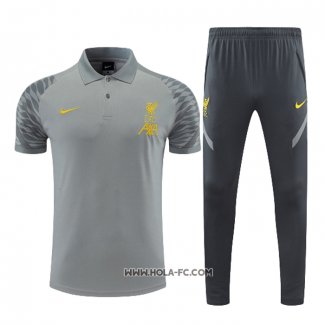 Conjunto Polo del Liverpool 2022-2023 Gris